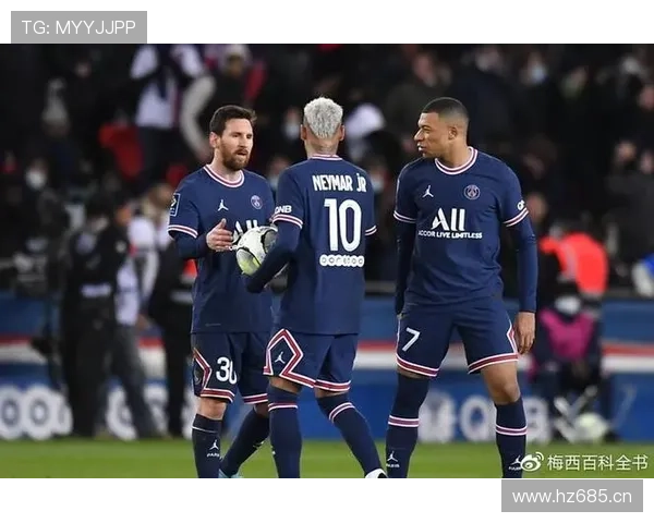 巴黎中场失控问题显现，攻防转换表现波动对赛季走势形成制约