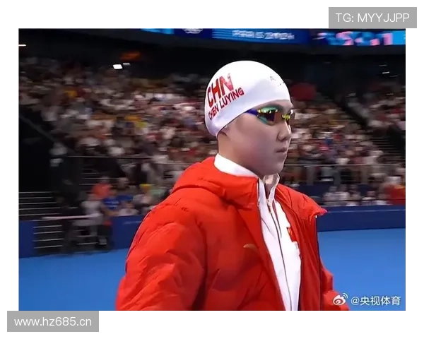 董志豪训练完直接拎爱马仕去吃宵夜？